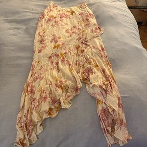 BP xs midi high low skirt. Like new🌟🤩